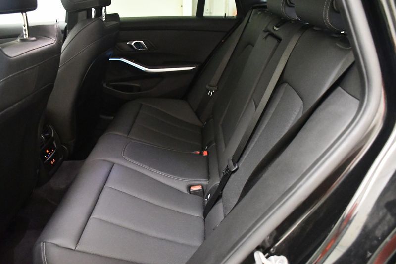 BMW 3er 318d Mild-Hybrid M Sport — zdjęcie 10