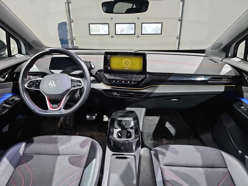 Volkswagen ID.4 electric drive 220 kW GTX Allrad — zdjęcie 11