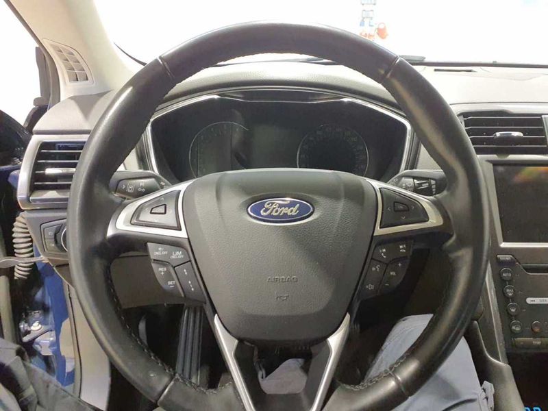 Ford Mondeo 2.0 TDCi EcoBlue Titanium — zdjęcie 16