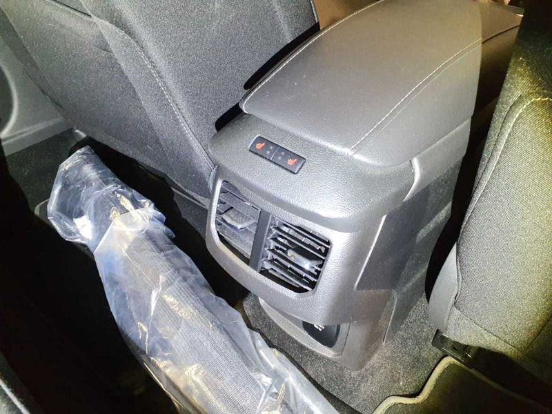 Ford Mondeo 2.0 TDCi EcoBlue Titanium — zdjęcie 25