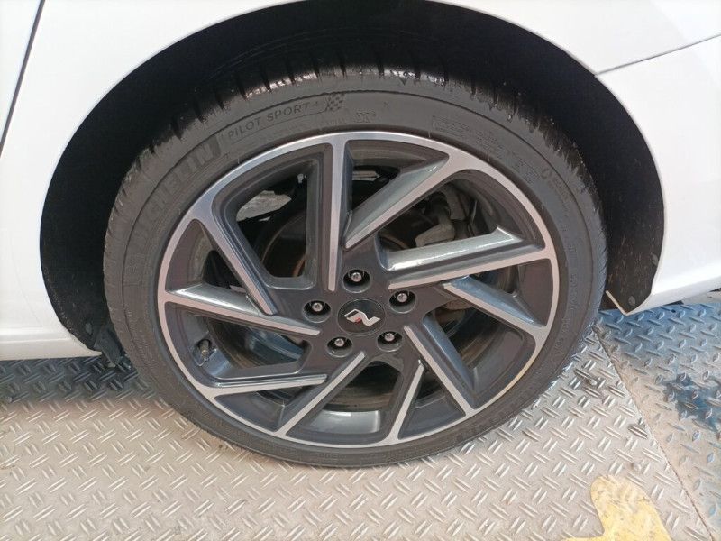 Hyundai i30 1.5 T-GDI Mild-Hybrid N Line — zdjęcie 16