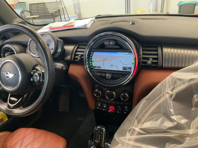 MINI Cabrio Cooper — zdjęcie 12