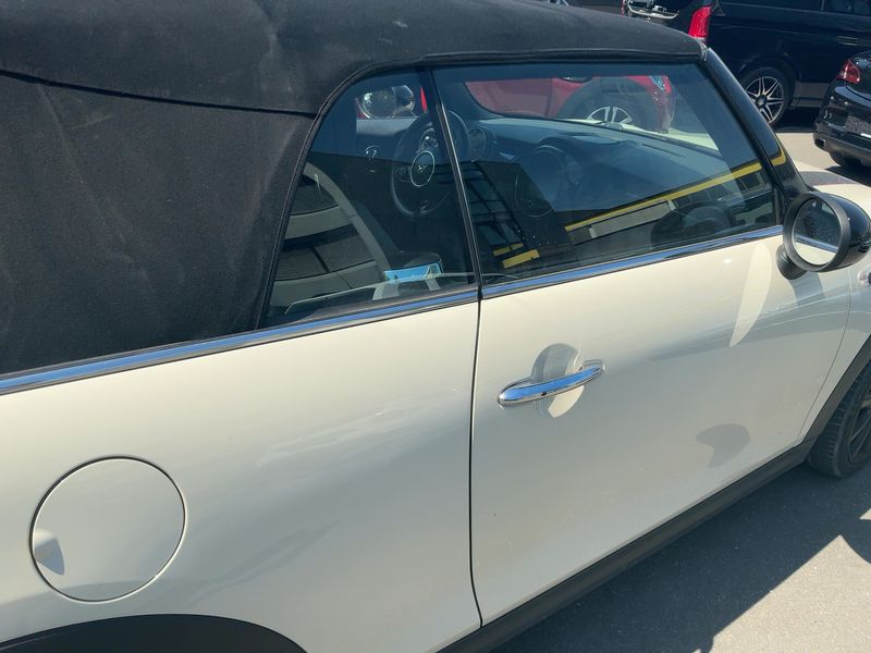 MINI Cabrio Cooper — zdjęcie 7