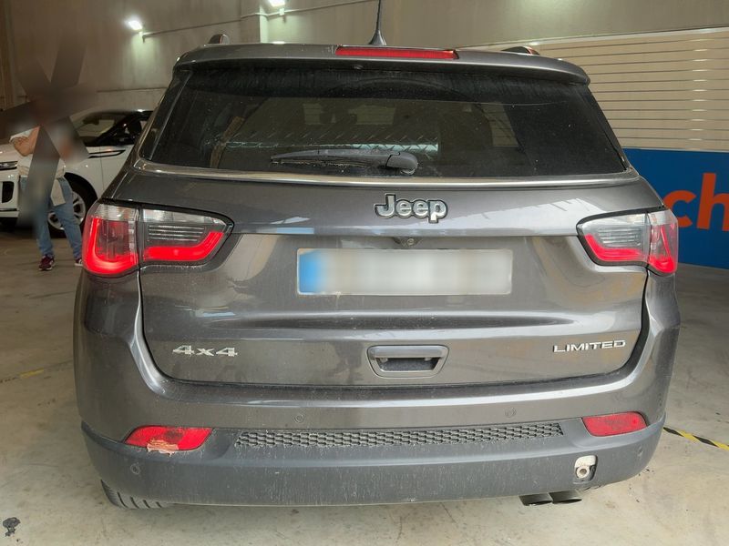 Jeep Compass 2.0 M-Jet Opening Edition 4WD — zdjęcie 5
