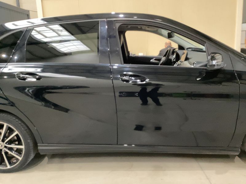 Mercedes-Benz B-Klasse B 180 Urban — zdjęcie 7