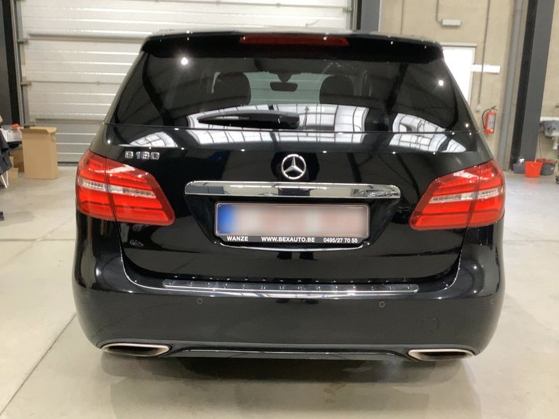 Mercedes-Benz B-Klasse B 180 Urban — zdjęcie 5