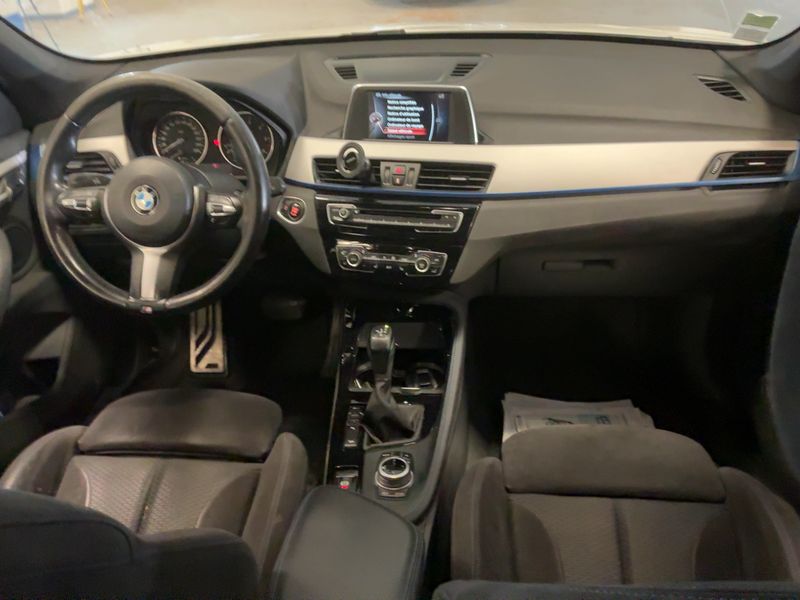 BMW X1 xDrive 20d M Sport — zdjęcie 12