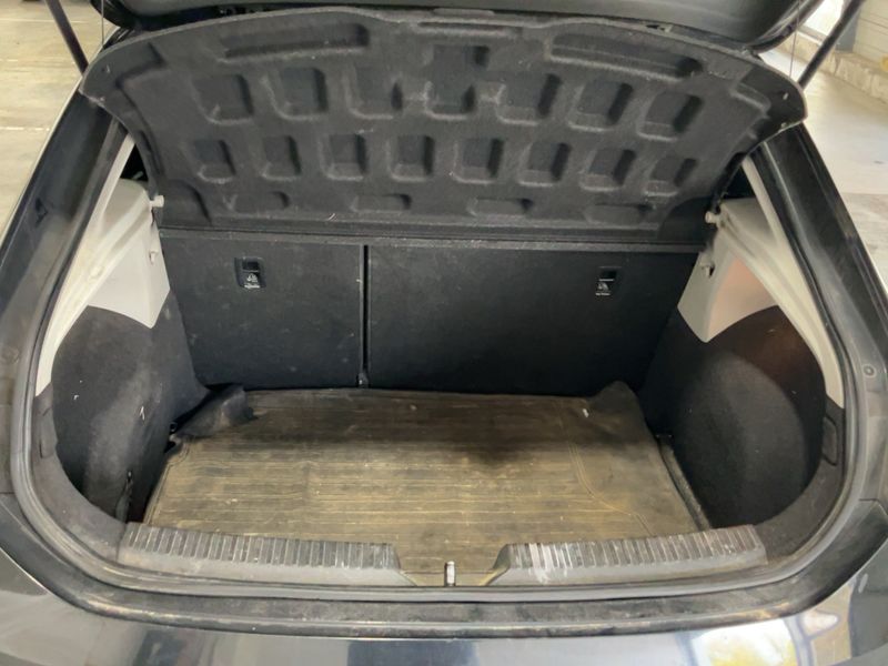 Seat Leon 2.0 TDI FR — zdjęcie 10