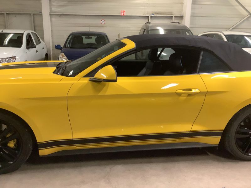 Ford Mustang 2.3 EcoBoost Convertible Basis — zdjęcie 4