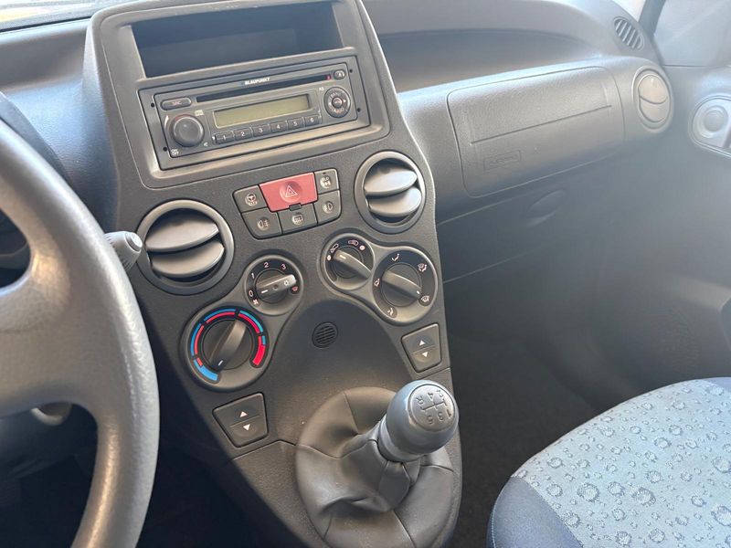 Fiat Panda 1.3 JTD Climbing 4x4 — zdjęcie 21