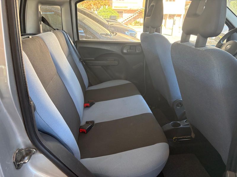 Fiat Panda 1.3 JTD Climbing 4x4 — zdjęcie 13