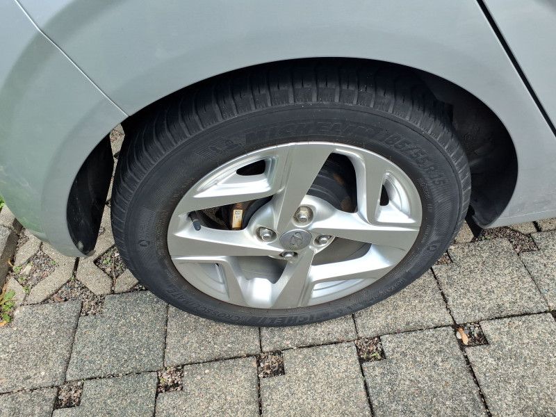Hyundai i10 1.0 Edition 30 — zdjęcie 14