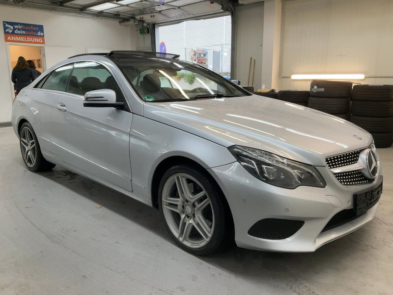 Mercedes-Benz E-Klasse E 200 CGI — zdjęcie 8