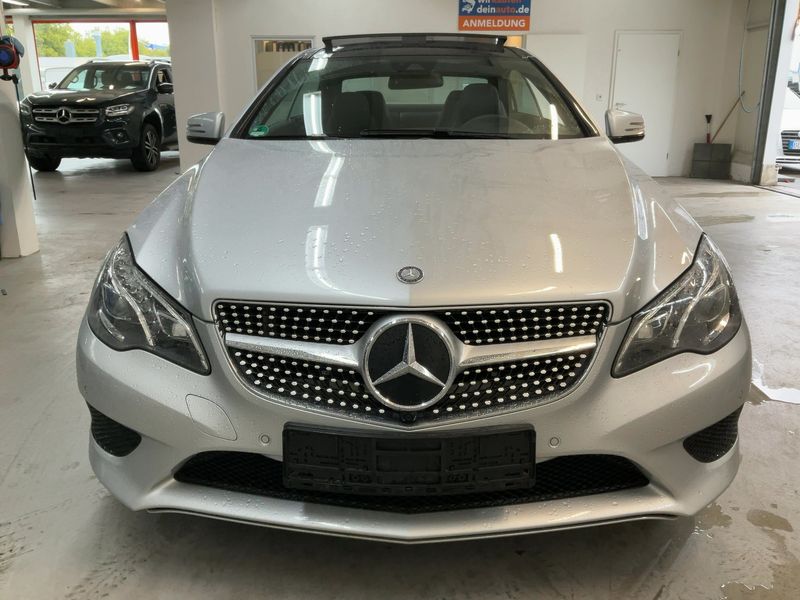 Mercedes-Benz E-Klasse E 200 CGI — zdjęcie 9