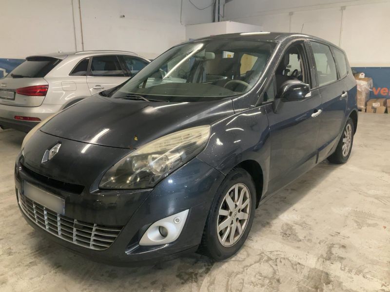 Renault Grand Scenic 1.6 dCi Business — zdjęcie 1