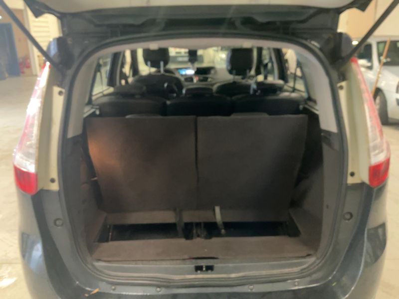Renault Grand Scenic 1.6 dCi Business — zdjęcie 10