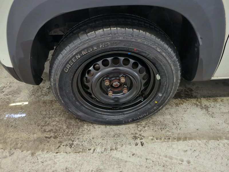 Dacia Spring electric drive 33 kW Comfort Plus — zdjęcie 13