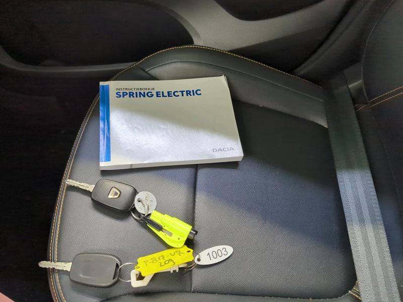 Dacia Spring electric drive 33 kW Comfort Plus — zdjęcie 9