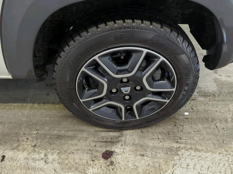 Dacia Spring electric drive 33 kW Comfort Plus — zdjęcie 15