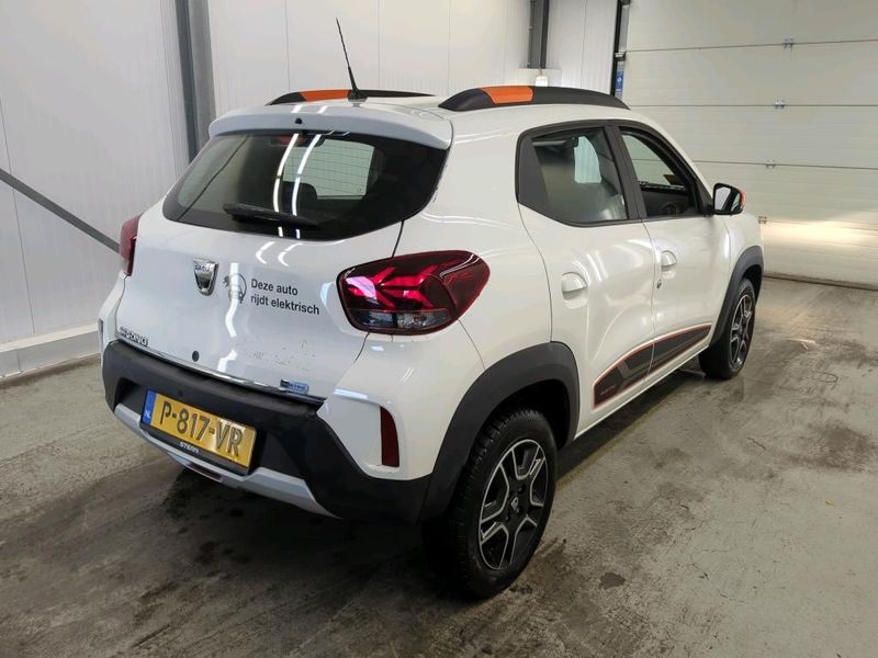 Dacia Spring electric drive 33 kW Comfort Plus — zdjęcie 4