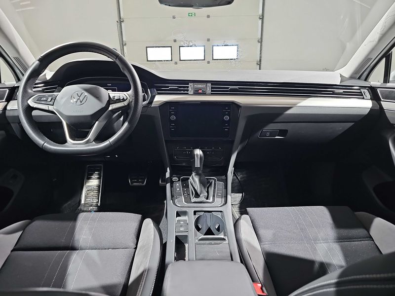 Volkswagen Passat Alltrack 2.0 TDI 4Motion — zdjęcie 11