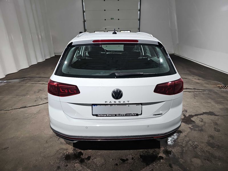 Volkswagen Passat Alltrack 2.0 TDI 4Motion — zdjęcie 4