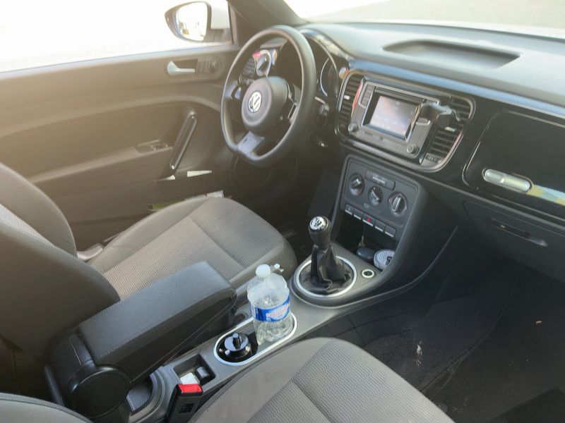 Volkswagen Beetle 1.2 TSI BlueMotion Tech — zdjęcie 12