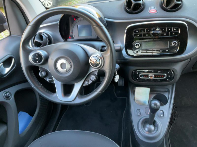 Smart fortwo 0.9 Turbo Basis passion — zdjęcie 12