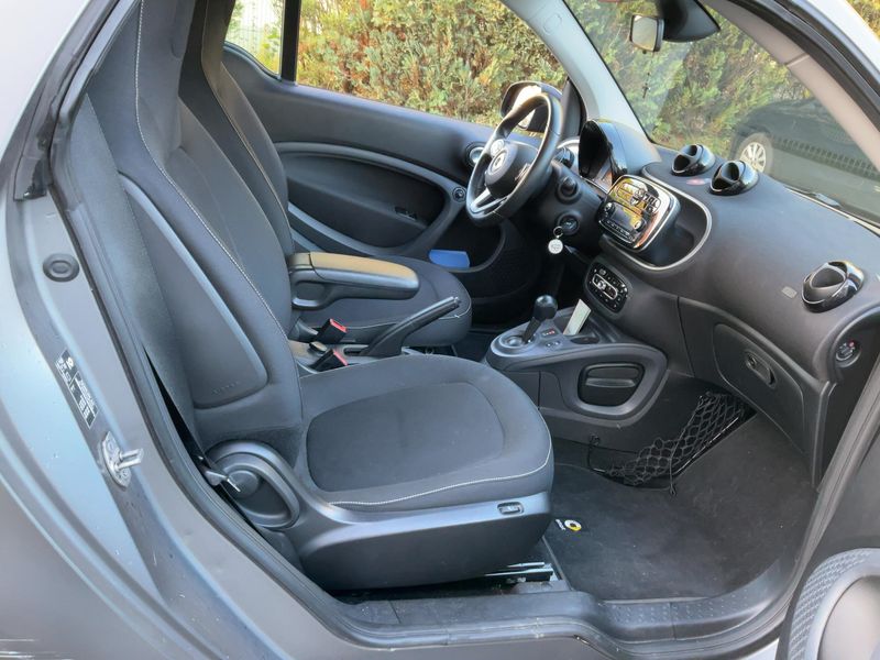 Smart fortwo 0.9 Turbo Basis passion — zdjęcie 11