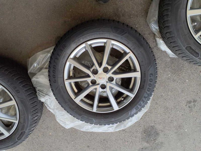 Skoda Octavia 2.0 TDI Sportline — zdjęcie 12