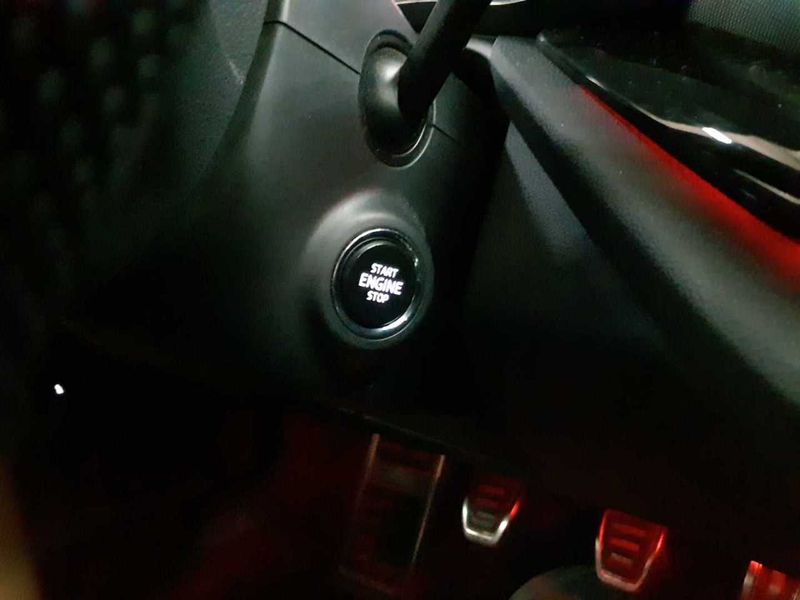 Skoda Octavia 2.0 TDI Sportline — zdjęcie 19