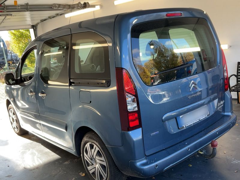 Citroen Berlingo 1.6 Blue-HDi Selection — zdjęcie 3