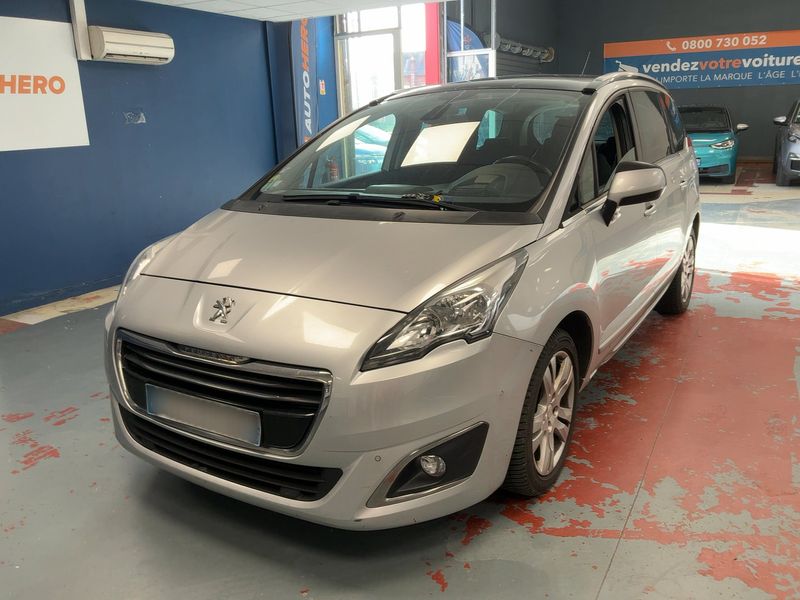 Peugeot 5008 1.6 Blue-HDi Allure — zdjęcie 1