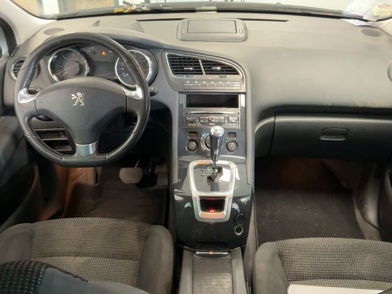 Peugeot 5008 1.6 Blue-HDi Allure — zdjęcie 12