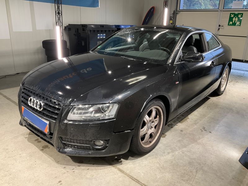 Audi A5 2.7 V6 TDI — zdjęcie 1