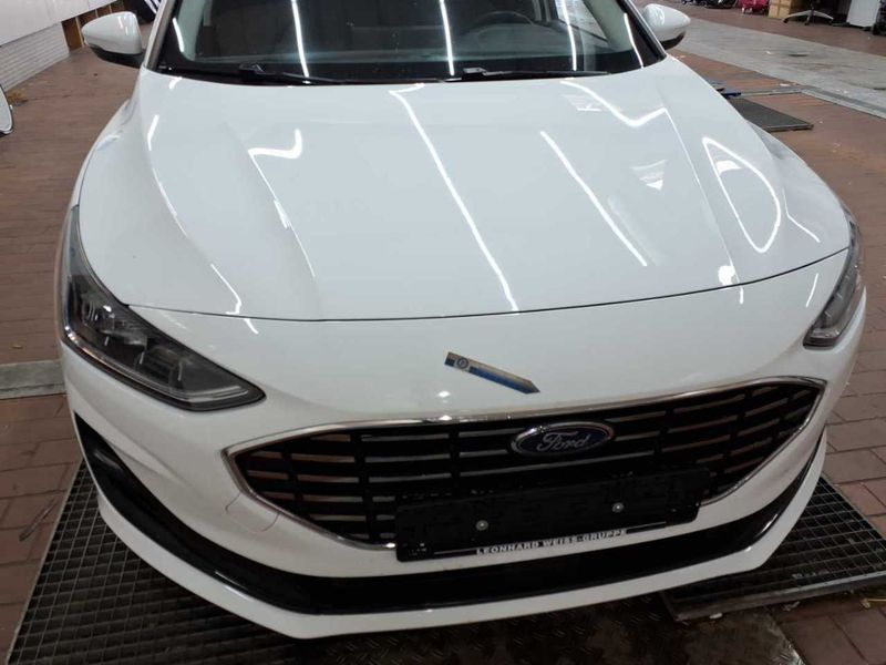 Ford Focus 1.5 TDCi EcoBlue Titanium X — zdjęcie 26