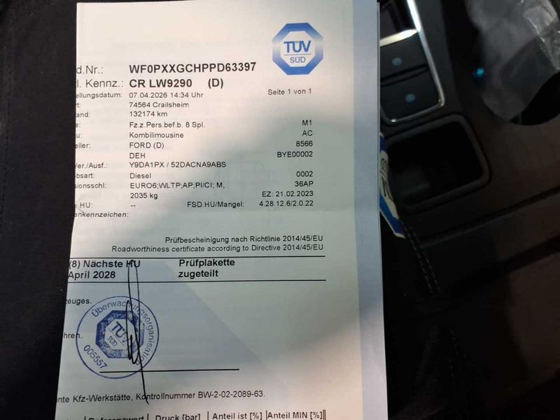 Ford Focus 1.5 TDCi EcoBlue Titanium X — zdjęcie 24