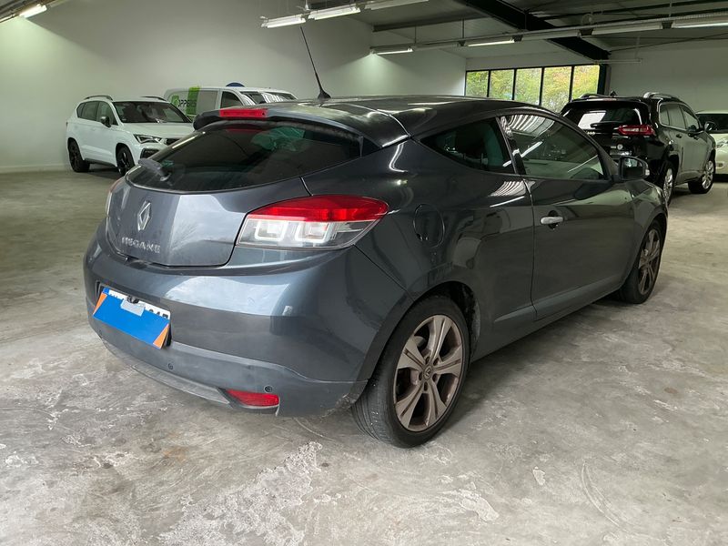 Renault Megane 1.6 Dynamique — zdjęcie 2