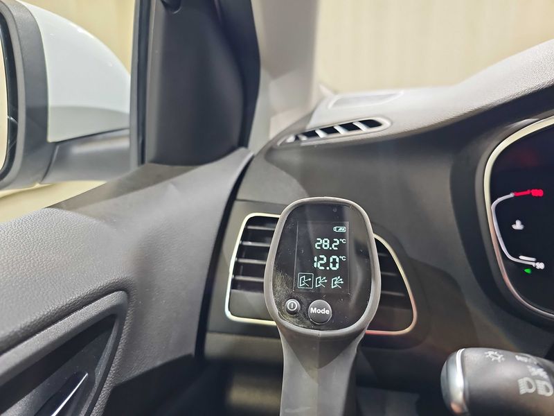 Renault Megane 1.5 BLUE dCi Intens — zdjęcie 17