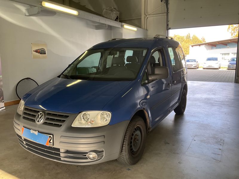 Volkswagen Caddy 1.6 Life Fan Caddy — zdjęcie 1