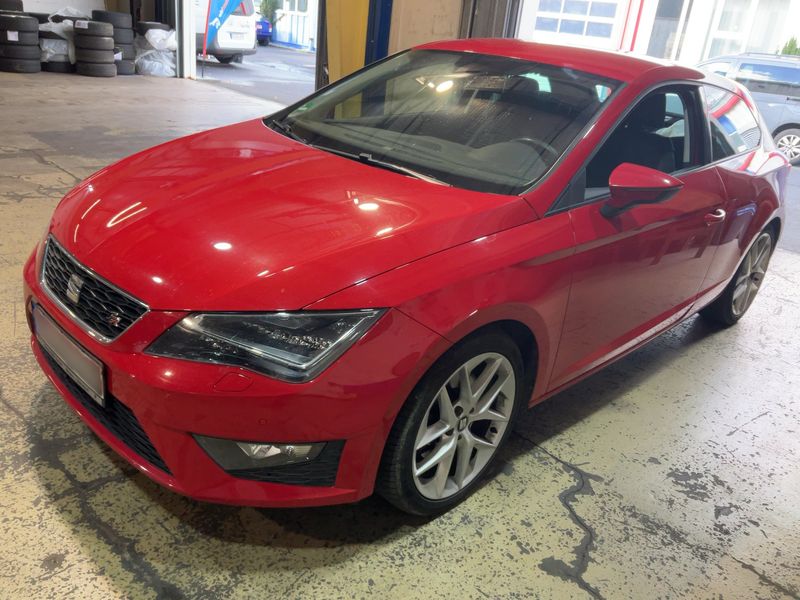 Seat Leon 2.0 TDI FR — zdjęcie 1