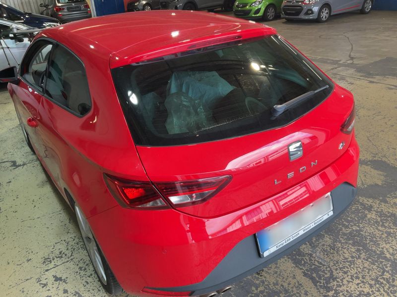 Seat Leon 2.0 TDI FR — zdjęcie 3