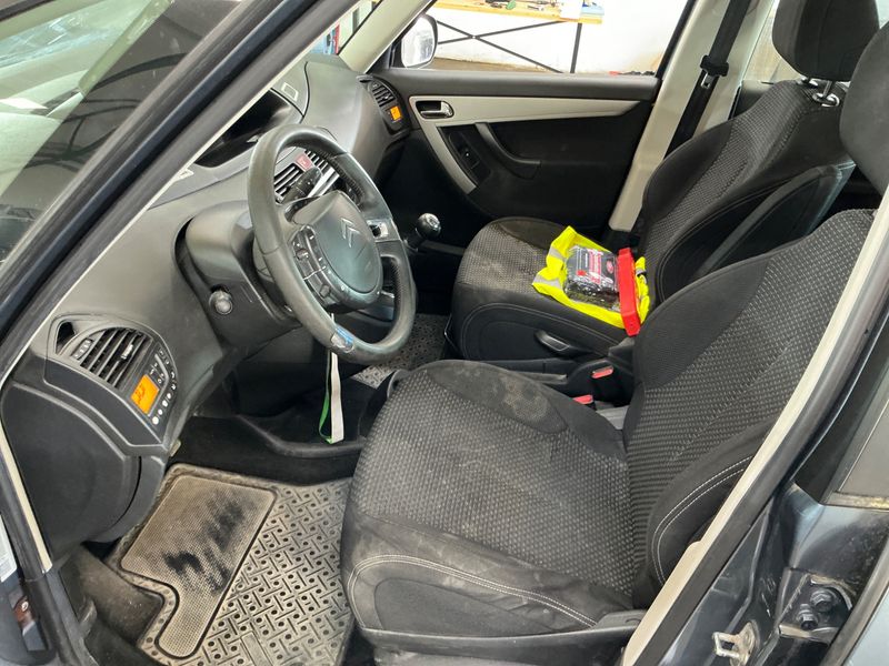 Citroen C4 Grand Picasso 1.6 HDi Tendance — zdjęcie 3