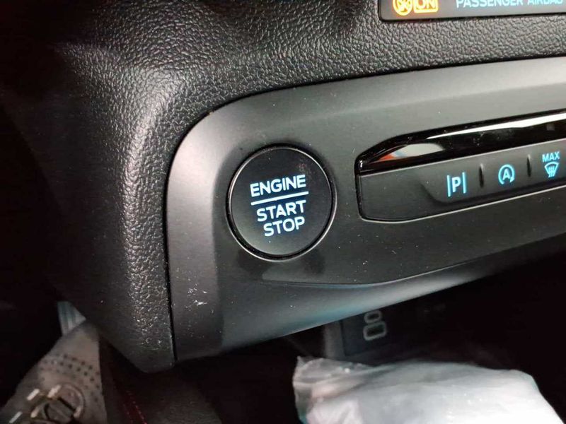 Ford Focus 1.5 TDCi EcoBlue ST-Line X — zdjęcie 14