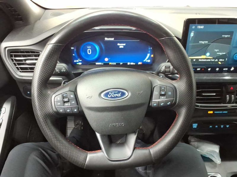 Ford Focus 1.5 TDCi EcoBlue ST-Line X — zdjęcie 13