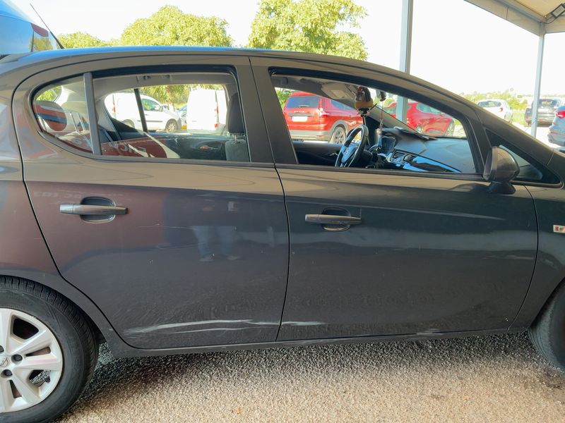 Opel Corsa 1.4 Selective ecoFlex — zdjęcie 7