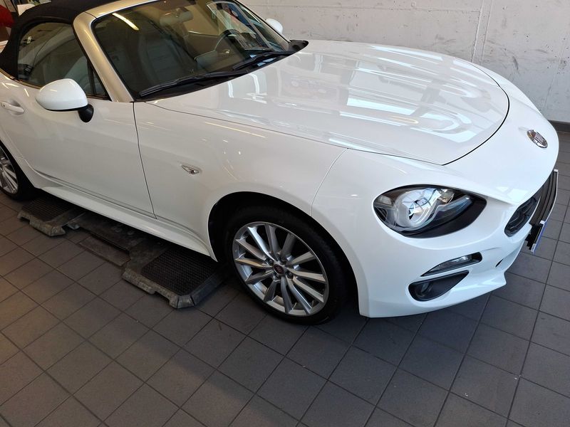 Fiat 124 Spider 1.4 Turbo Lusso — zdjęcie 6
