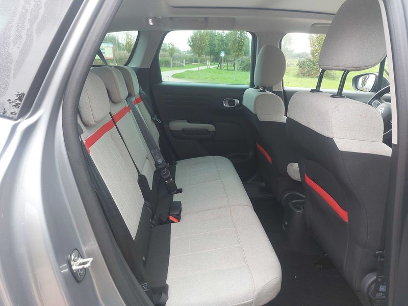 Citroen C3 Aircross 1.5 Blue-HDi Shine — zdjęcie 14
