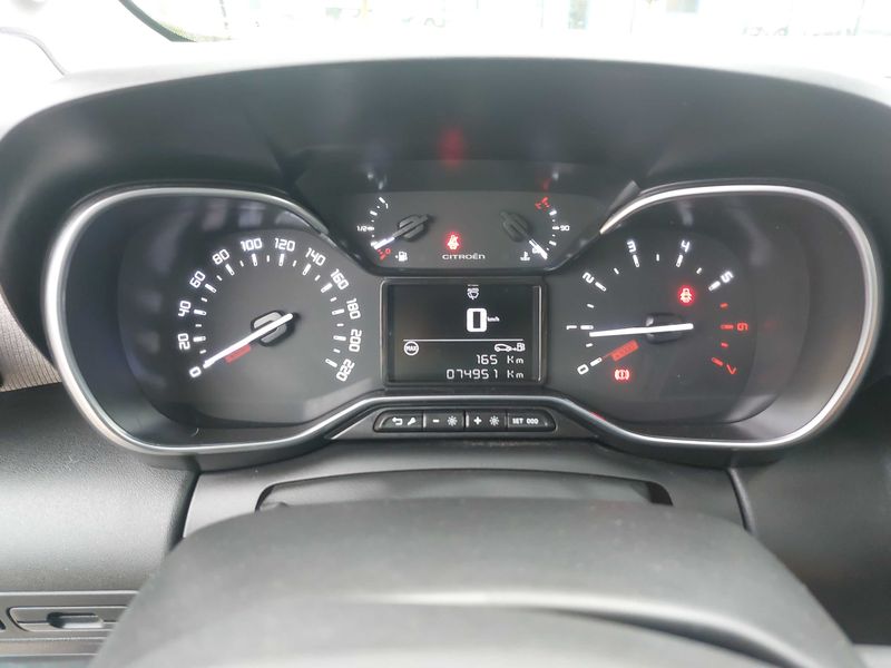 Citroen C3 Aircross 1.5 Blue-HDi Shine — zdjęcie 12