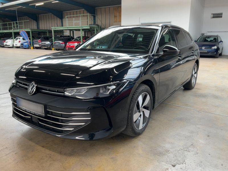 Volkswagen Passat 1.5 eTSI Business — zdjęcie 1